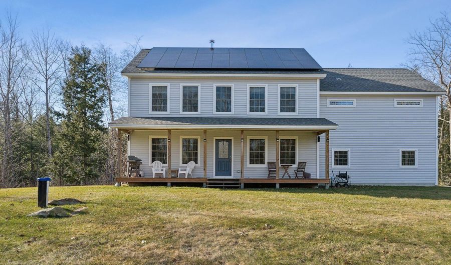 5 Harmony Way, Falmouth, ME 04105 - 4 Beds, 3 Bath