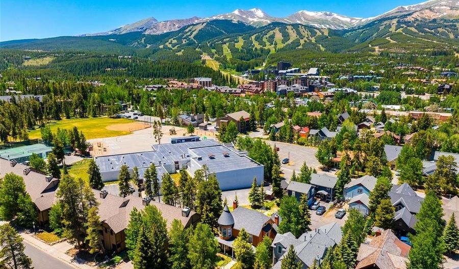 307 S High St, Breckenridge, CO 80424 - 3 Beds, 4 Bath