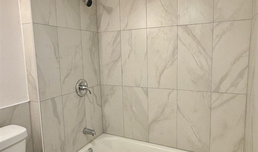 11 E 37TH St 3, Bayonne, NJ 07002 - 2 Beds, 1 Bath