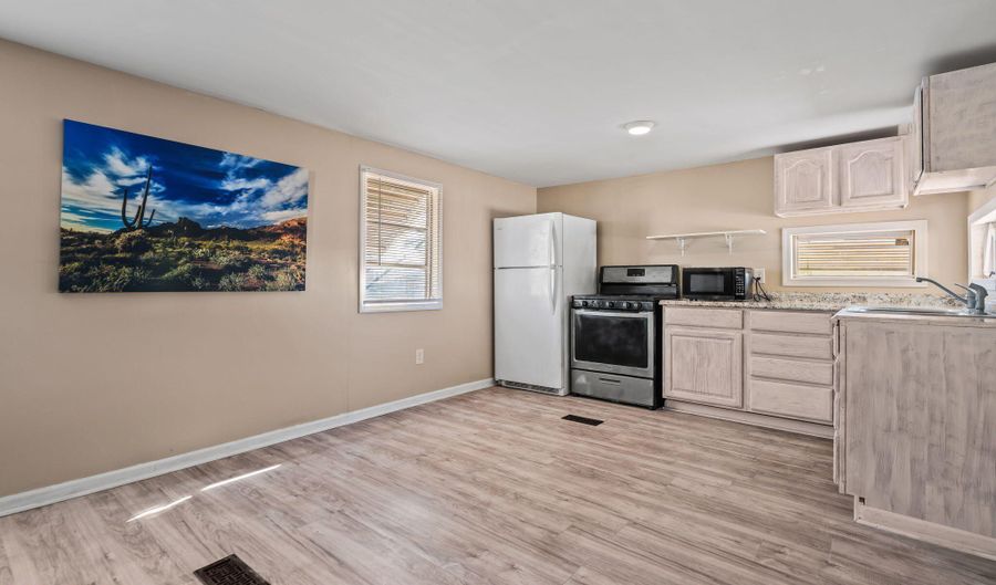 929 N Delaware Dr 21, Apache Junction, AZ 85120 - 1 Beds, 1 Bath