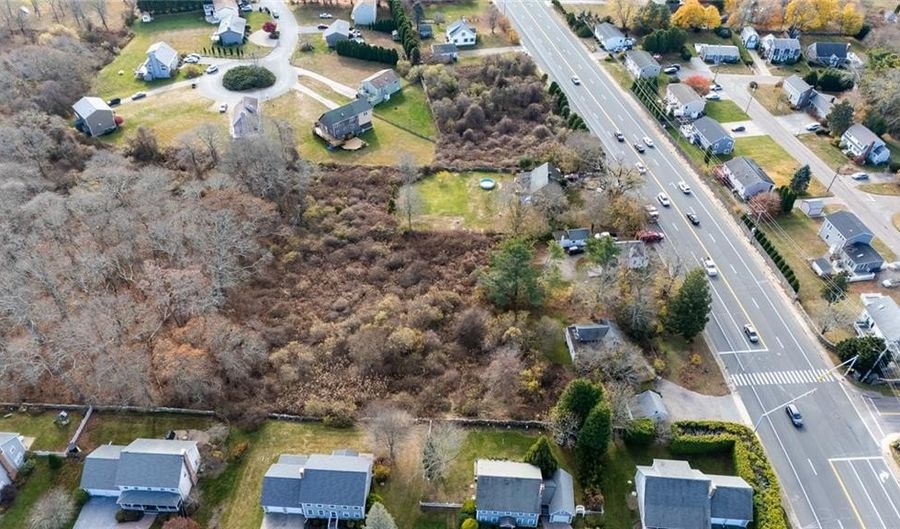 576 Point Judith Rd, Narragansett, RI 02882 - 2 Beds, 1 Bath