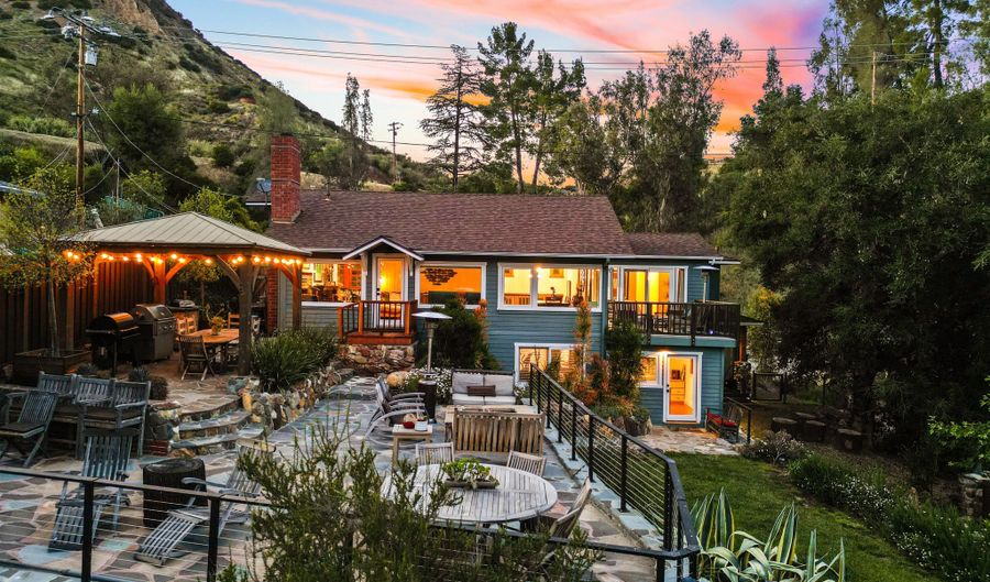 2315 Terrace Ln, Agoura Hills, CA 91301 - 3 Beds, 4 Bath