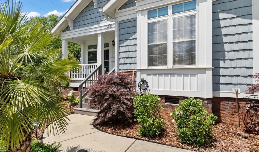 1201 Pegram St, Charlotte, NC 28205 - 3 Beds, 2 Bath