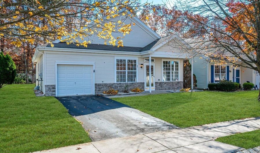 87 Robin Ln, Barnegat, NJ 08005 - 2 Beds, 2 Bath