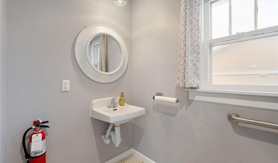 1106 1st Ave SW, Austin, MN 55912 - 0 Beds, 0 Bath