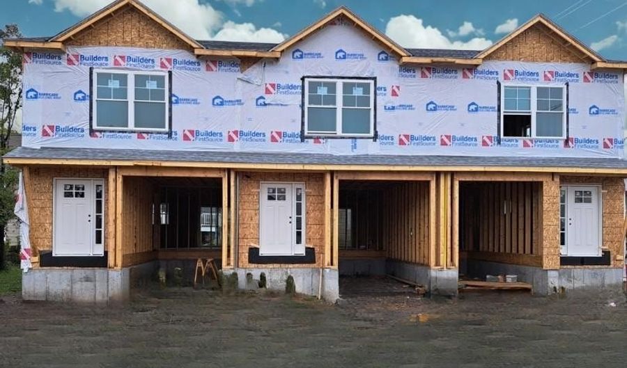 400 Juniper St B, East Providence, RI 02914 - 2 Beds, 2 Bath