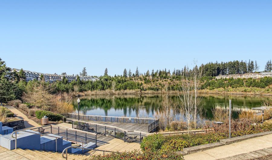 17126 SW SNOWDALE St 106, Beaverton, OR 97007 - 1 Beds, 1 Bath