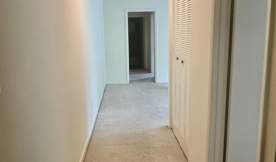 10625 MONTROSE Ave 204, Bethesda, MD 20814 - 1 Beds, 1 Bath