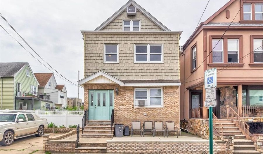120 W 50TH St 1, Bayonne, NJ 07002 - 2 Beds, 1 Bath