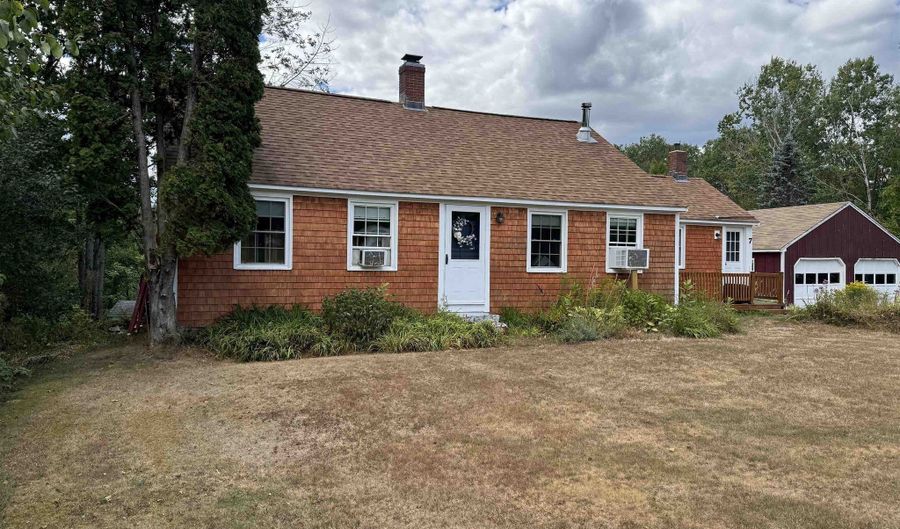 7 Garney Rd, Brookfield, NH 03872 - 2 Beds, 1 Bath