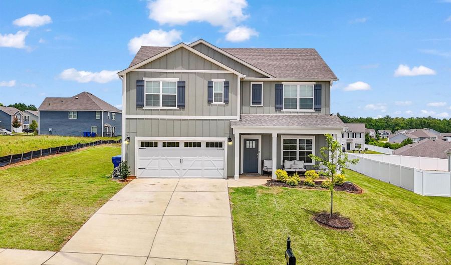 3001 SPECKLEBELLY Way, Alabaster, AL 35007 - 5 Beds, 3 Bath