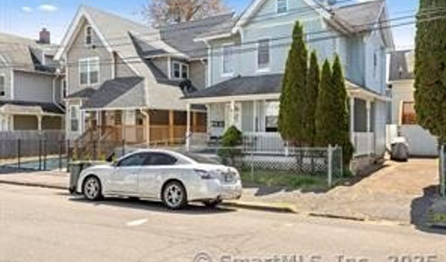 1373 Iranistan Ave, Bridgeport, CT 06605 - 4 Beds, 2 Bath
