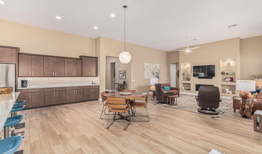 31709 N 55TH Way, Cave Creek, AZ 85331 - 3 Beds, 4 Bath