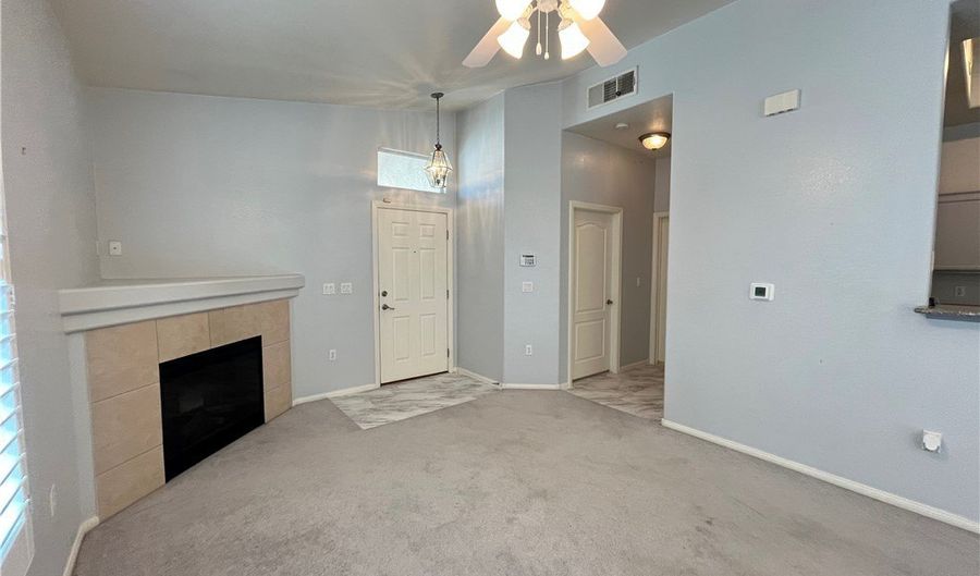 2305 W Horizon Ridge Pkwy 2121, Henderson, NV 89052 - 2 Beds, 2 Bath