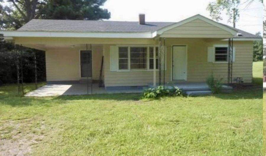 114 S PARKWAY Ave, Bethel Springs, TN 38315 - 3 Beds, 1 Bath