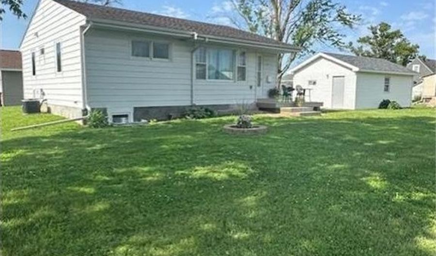 1206 7th Ave NE, Austin, MN 55912 - 3 Beds, 2 Bath
