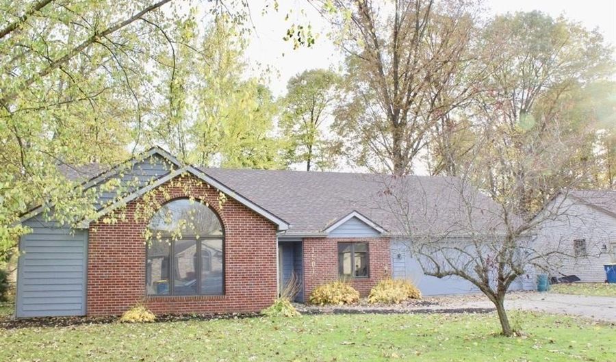 1501 Foley Ct, Auburn, IN 46706 - 4 Beds, 3 Bath