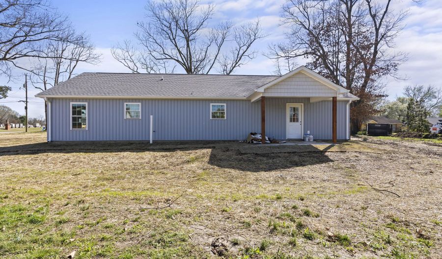 190 W Park St, Alamo, TN 38001 - 3 Beds, 2 Bath