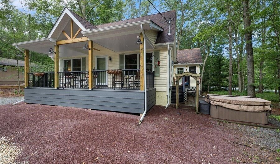 71 Pope Ln, Albrightsville, PA 18210 - 3 Beds, 3 Bath