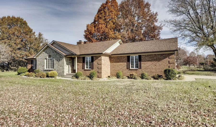 101 Highland Dr, Bardstown, KY 40004 - 3 Beds, 2 Bath