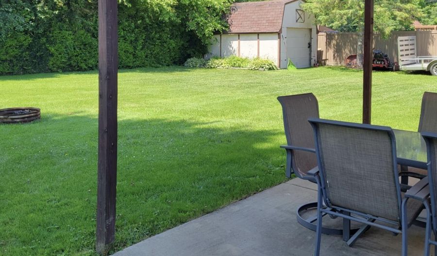 73699 Franklin, Armada, MI 48005 - 3 Beds, 2 Bath