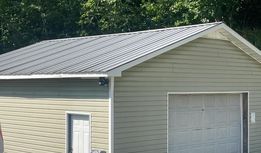 109 Tanyard Hl, Barbourville, KY 40906 - 3 Beds, 2 Bath