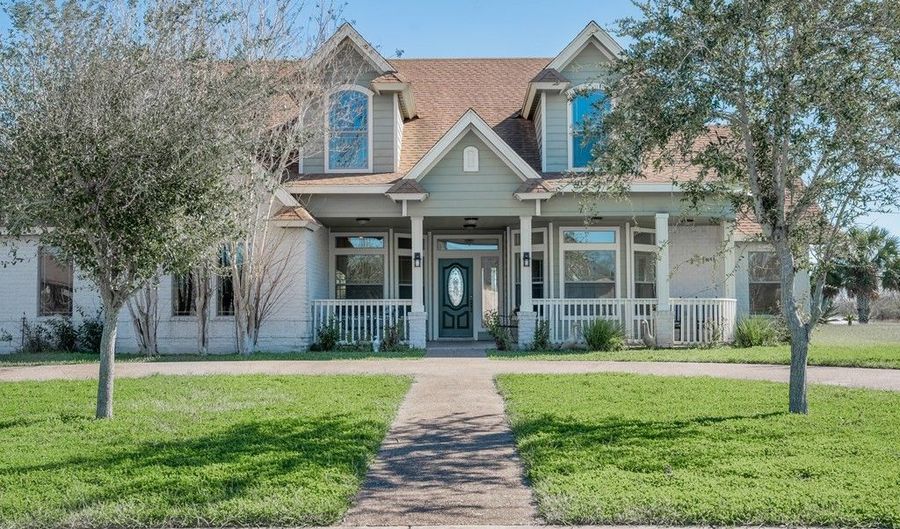 109 Madelyn Rose, Bayview, TX 78566 - 5 Beds, 4 Bath