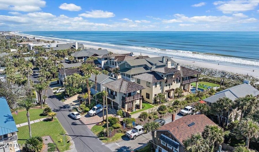 1515 BEACH Ave, Atlantic Beach, FL 32233 - 6 Beds, 5 Bath