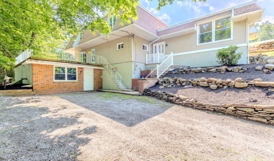 13 Wawayanda Rd, Alloway, NJ 07422 - 5 Beds, 2 Bath