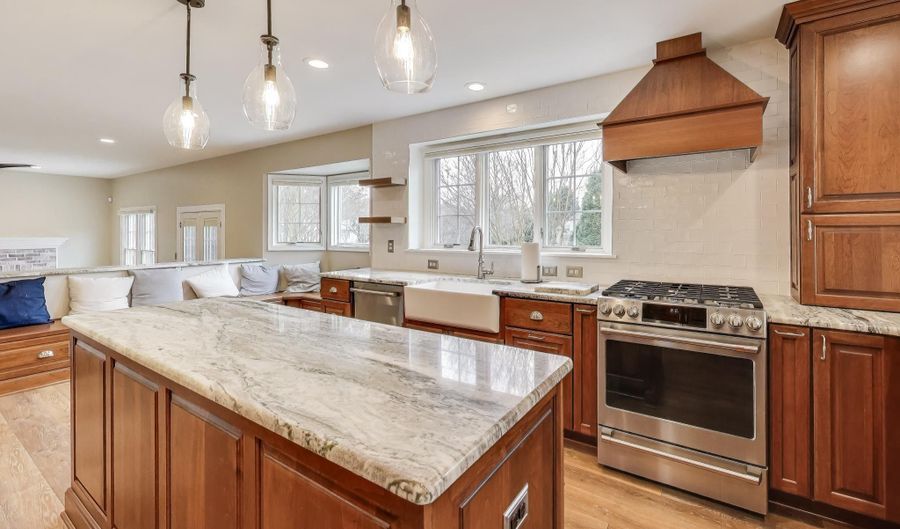 14005 TOLLISON Dr, Bowie, MD 20720 - 4 Beds, 4 Bath