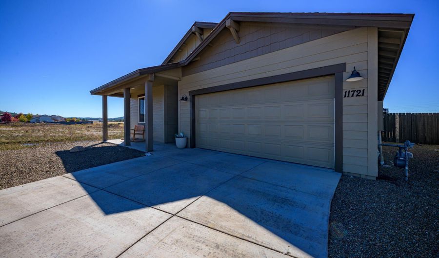 11721 Pegasus Rd, Bellemont, AZ 86015 - 3 Beds, 2 Bath