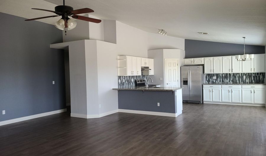 13331 E CINDY St, Chandler, AZ 85225 - 3 Beds, 2 Bath