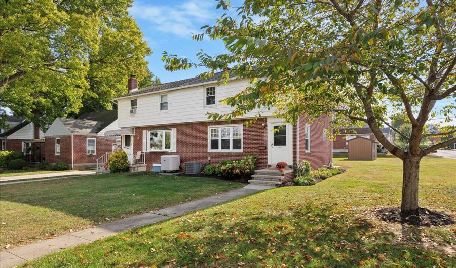 213 OLD FRITZTOWN Rd, Reading, PA 19607 - 3 Beds, 1 Bath