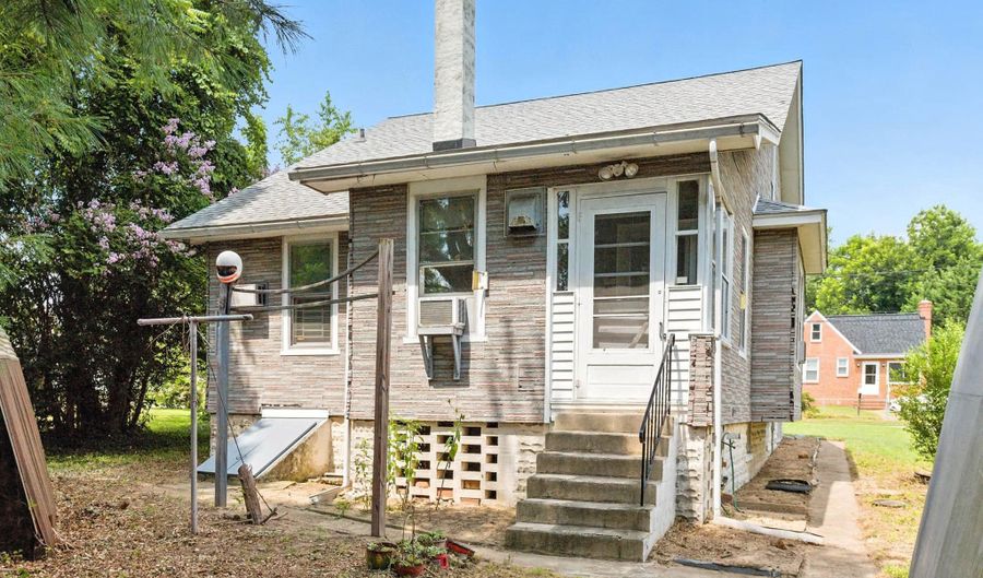 205 WICKLOW Rd, Glen Burnie, MD 21061 - 3 Beds, 1 Bath