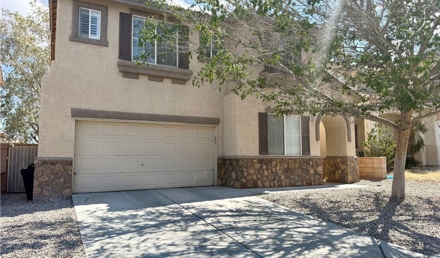 8161 Palace Monaco Ave, Las Vegas, NV 89117 - 4 Beds, 3 Bath