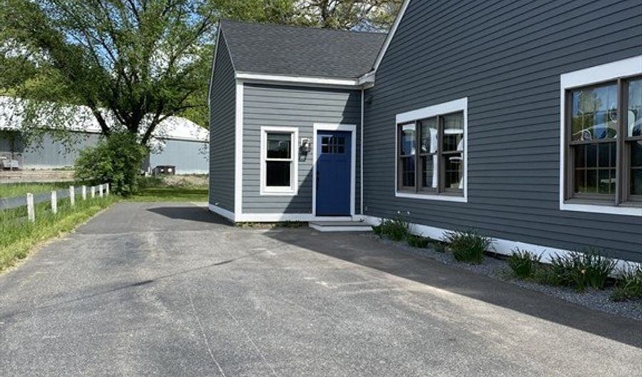 113 Still River Rd 1, Bolton, MA 01740 - 1 Beds, 1 Bath