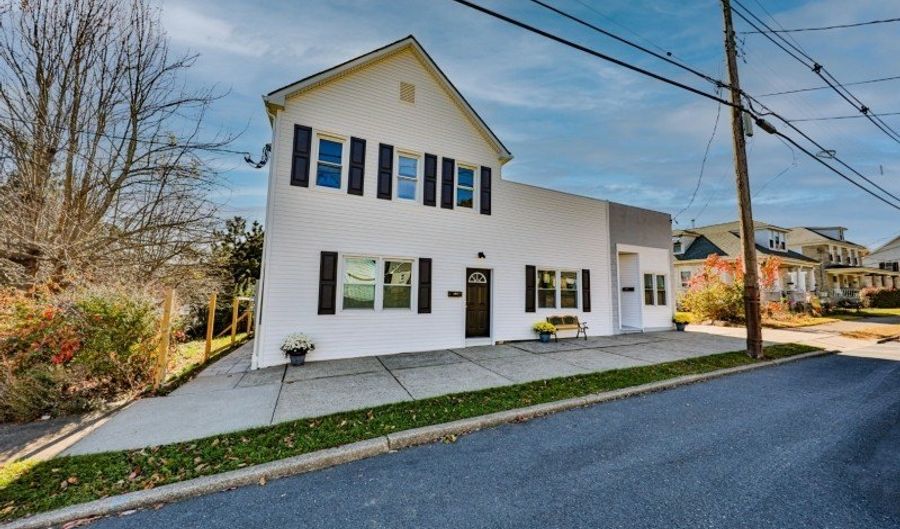 427 E Central Ave, Alpha, NJ 08865 - 0 Beds, 0 Bath