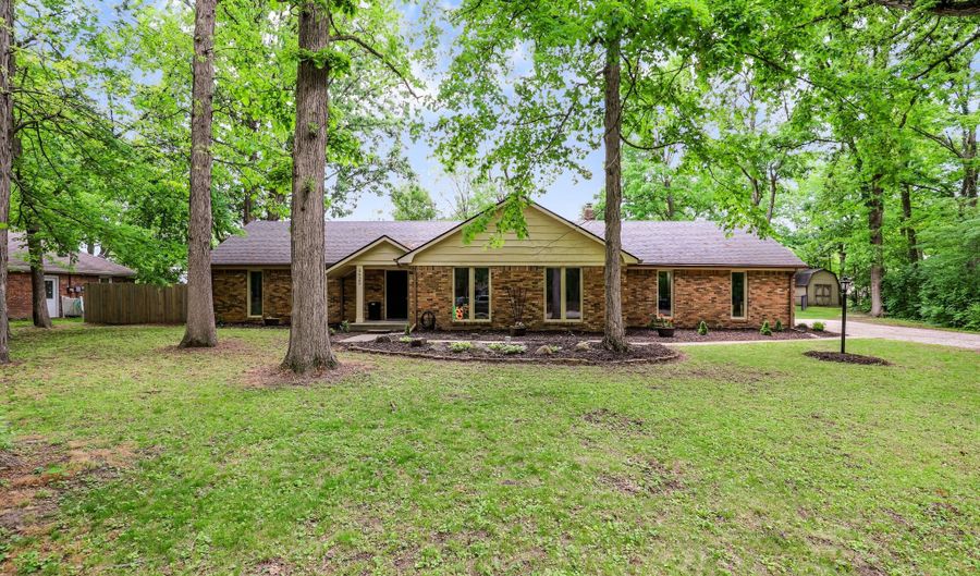 6625 Karyn Dr, Avon, IN 46123 - 3 Beds, 2 Bath
