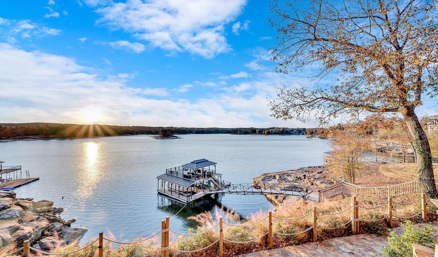 60 SUNSET Dr, Arley, AL 35541 - 4 Beds, 5 Bath
