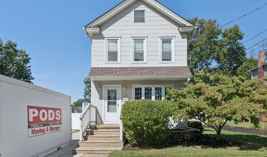 233 HAINES Ave, Barrington, NJ 08007 - 2 Beds, 2 Bath