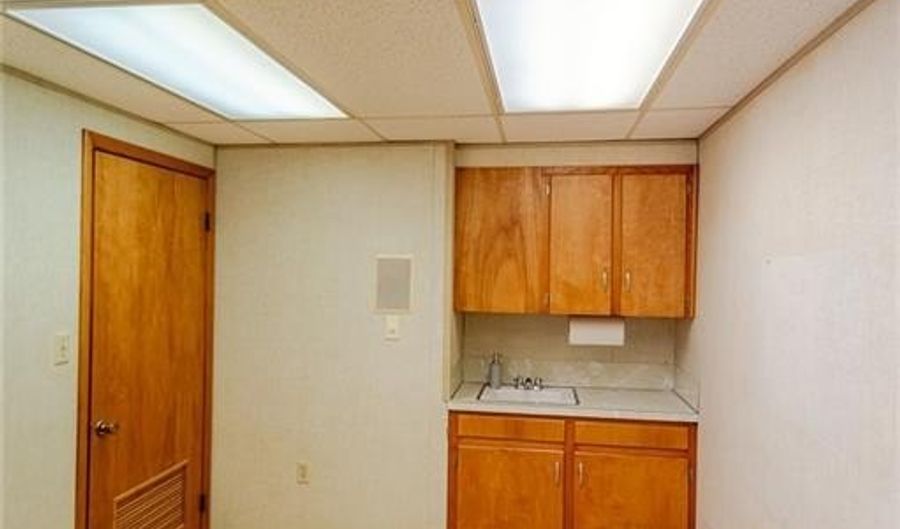 710 Commercial St, Atchison, KS 66002 - 0 Beds, 0 Bath
