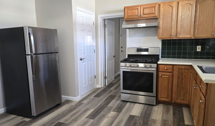 667 BROADWAY 1, Bayonne, NJ 07002 - 1 Beds, 1 Bath