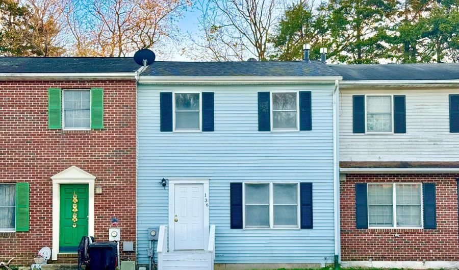 136 HAMPTON Dr, Dover, DE 19904 - 3 Beds, 2 Bath