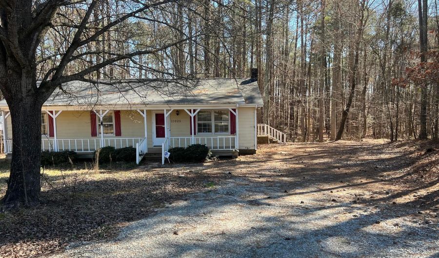 12005 Holly Springs New Hill Rd, Apex, NC 27539 - 3 Beds, 2 Bath