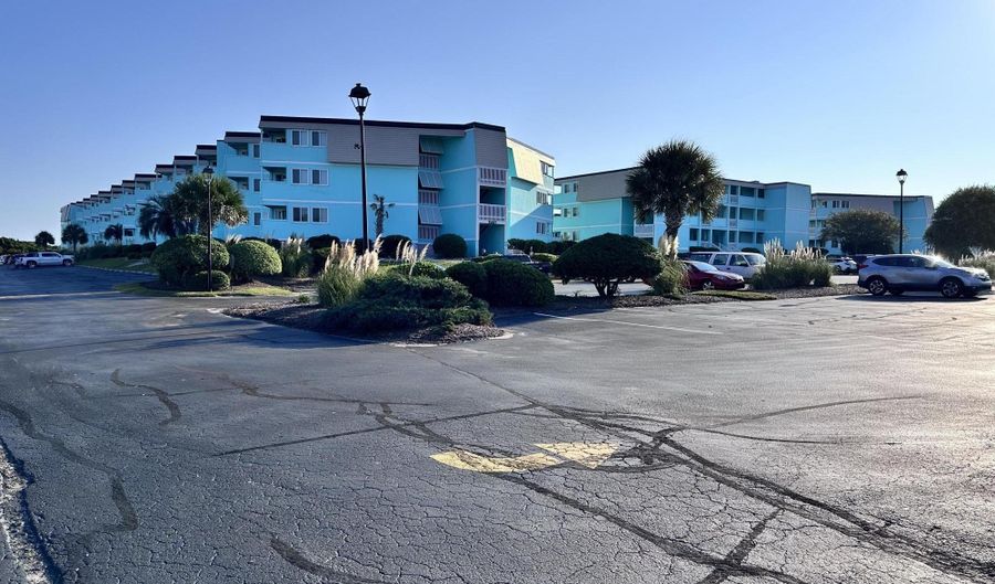 301 E Commerce Way Rd E 310, Atlantic Beach, NC 28512 - 2 Beds, 2 Bath
