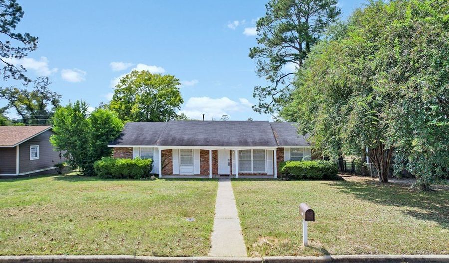 501 Endicott Ln, Albany, GA 31707 - 3 Beds, 2 Bath