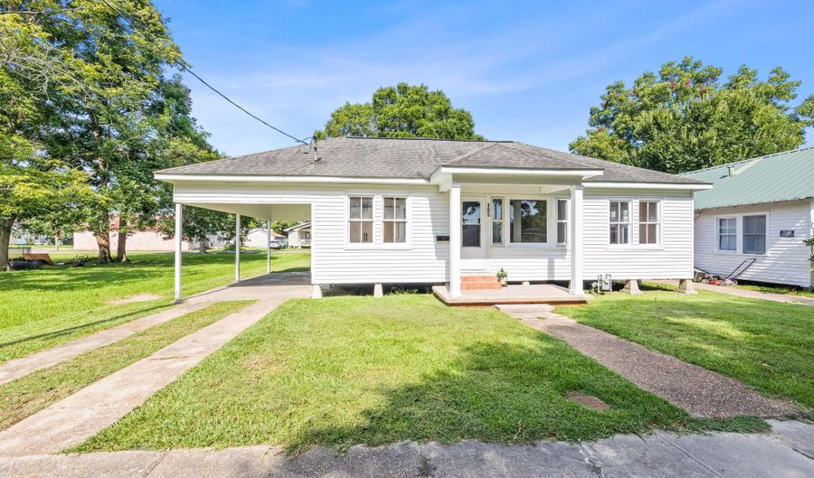 105 Donald Frederick Blvd, Abbeville, LA 70510 - 3 Beds, 2 Bath