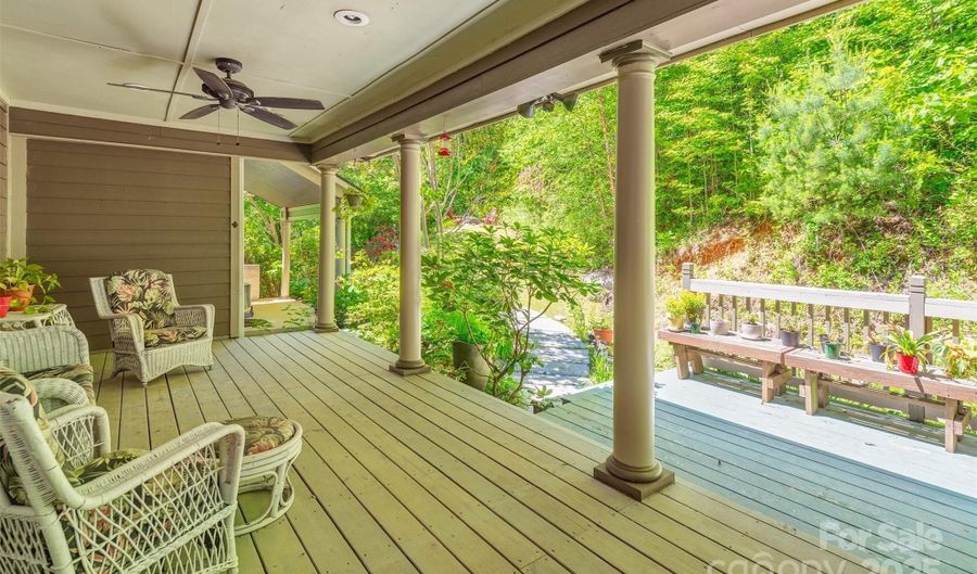 14 Shelton Branch Rd, Barnardsville, NC 28709 - 3 Beds, 3 Bath