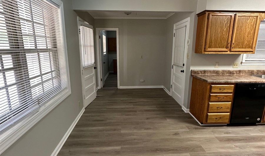 2760 BRAGG Ln, Bartlett, TN 38134 - 4 Beds, 2 Bath