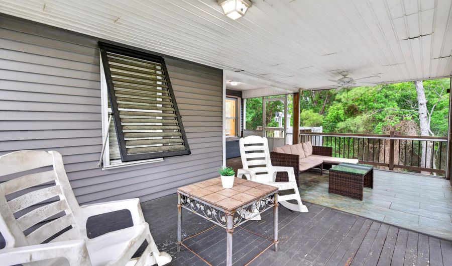 43 Fiber St, Bay St. Louis, MS 39520 - 2 Beds, 2 Bath